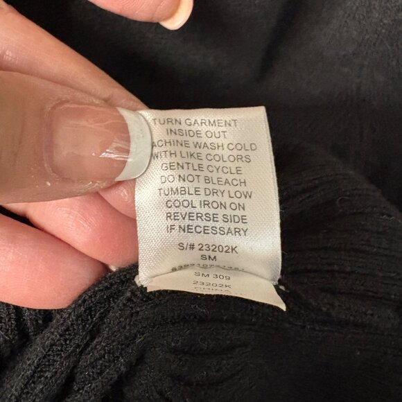 Takeout Black V-Neck Sweater Womens Size Large Long Sleeve Pullover Fitted - Picture 7 of 9